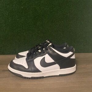 Nike Dunk Low ‘Panda’ Size 6Y